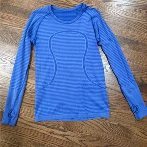 Lululemon sz 10 Swiftly Blue striped Long Sleeve Athletic Top